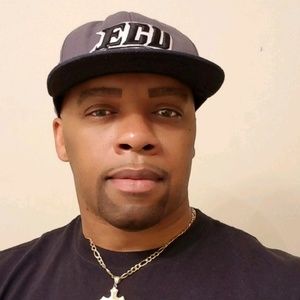 Meet your Posher, Lionel